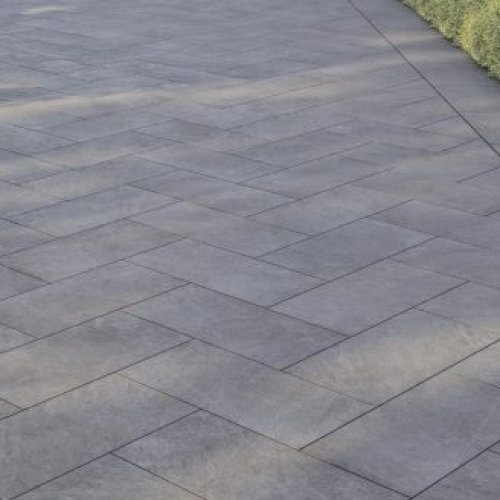 dakotadark_01fnl-scaled-1-600x328